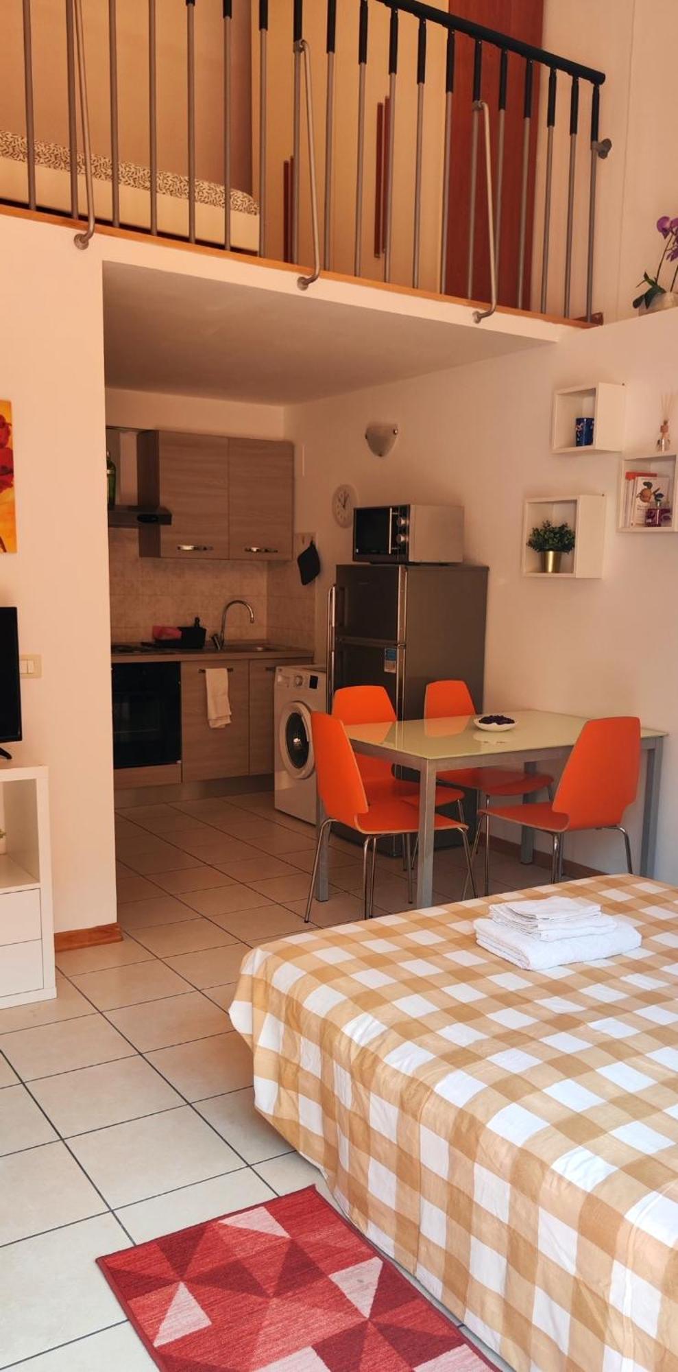 Gemme Fiorentine Apartments In Front Of The Train Station 5 Minutes From The Centre Free Parking Флоренция Екстериор снимка